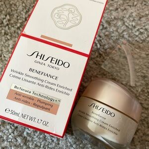 SHISEIDO BENEFIANCE WRINKLE SMOOTH CREAM ENRICHED 1.7oz